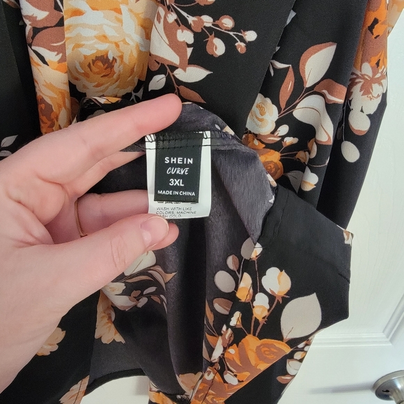 Shein, cold shoulder top, 3X, Black with orange floral pattern - Picture 3 of 4